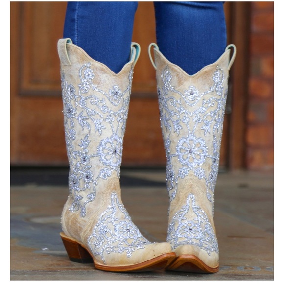 🤍NIB Corral Bone Overlay & Embroidery Floral Boots🤍 - Picture 15 of 17